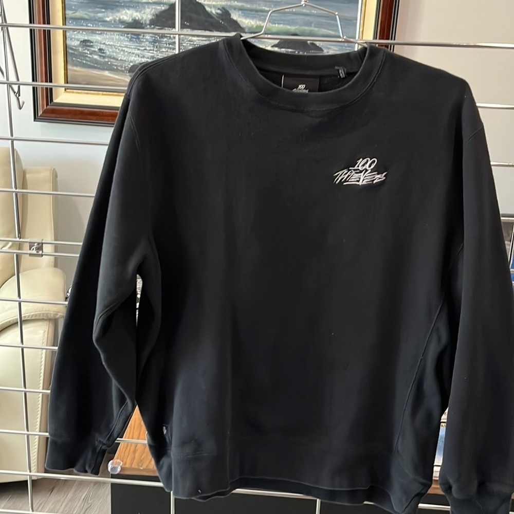 Mens 100 Theves black crew Preloved sweatshirt Large 💙
